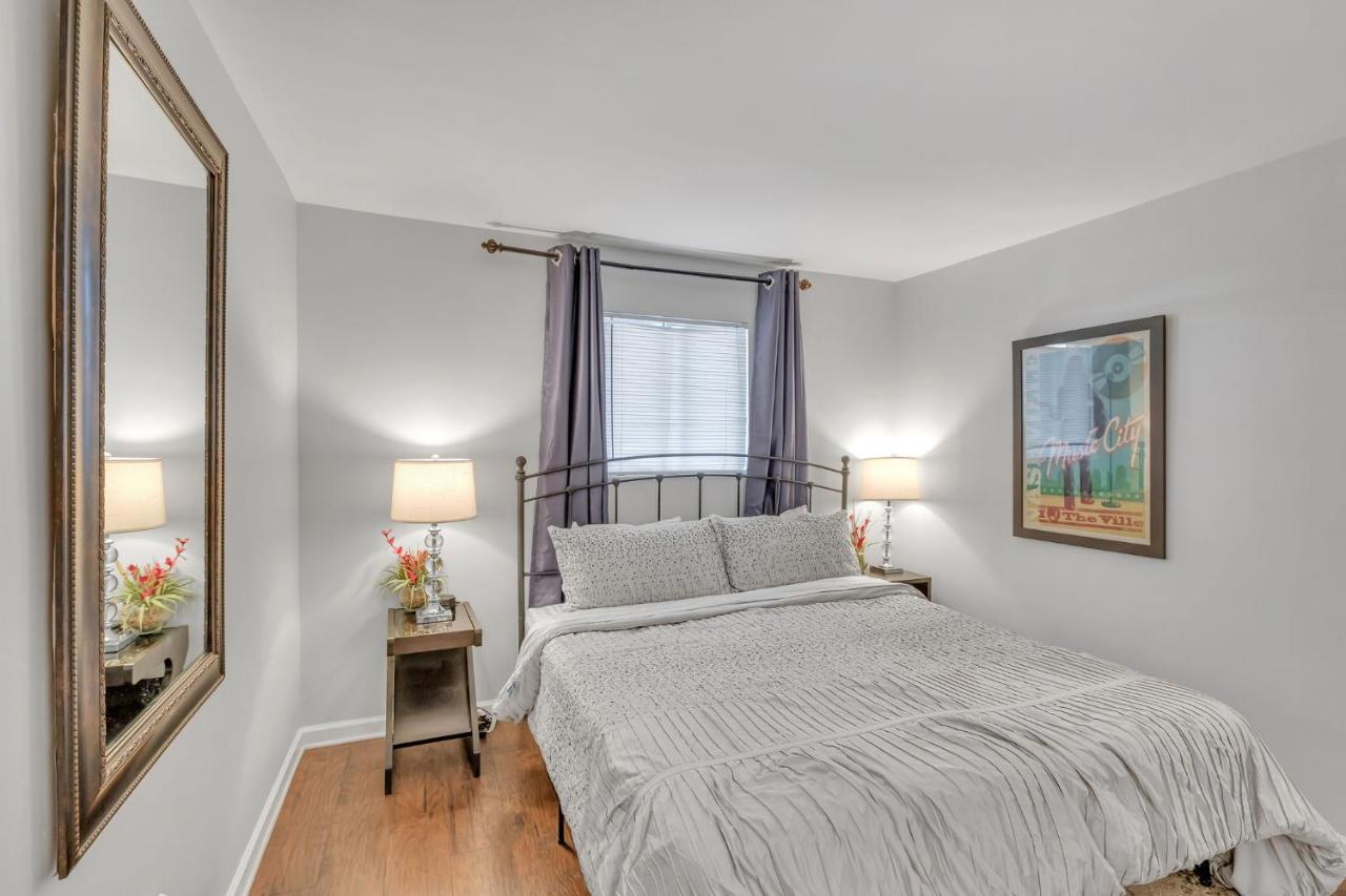 Nash Gold Private Condo - 2Bed, 2Bath, Sleep 6, 25 Min Walk To Broadway And All Nashville Attractions, Pool, Gym Екстериор снимка